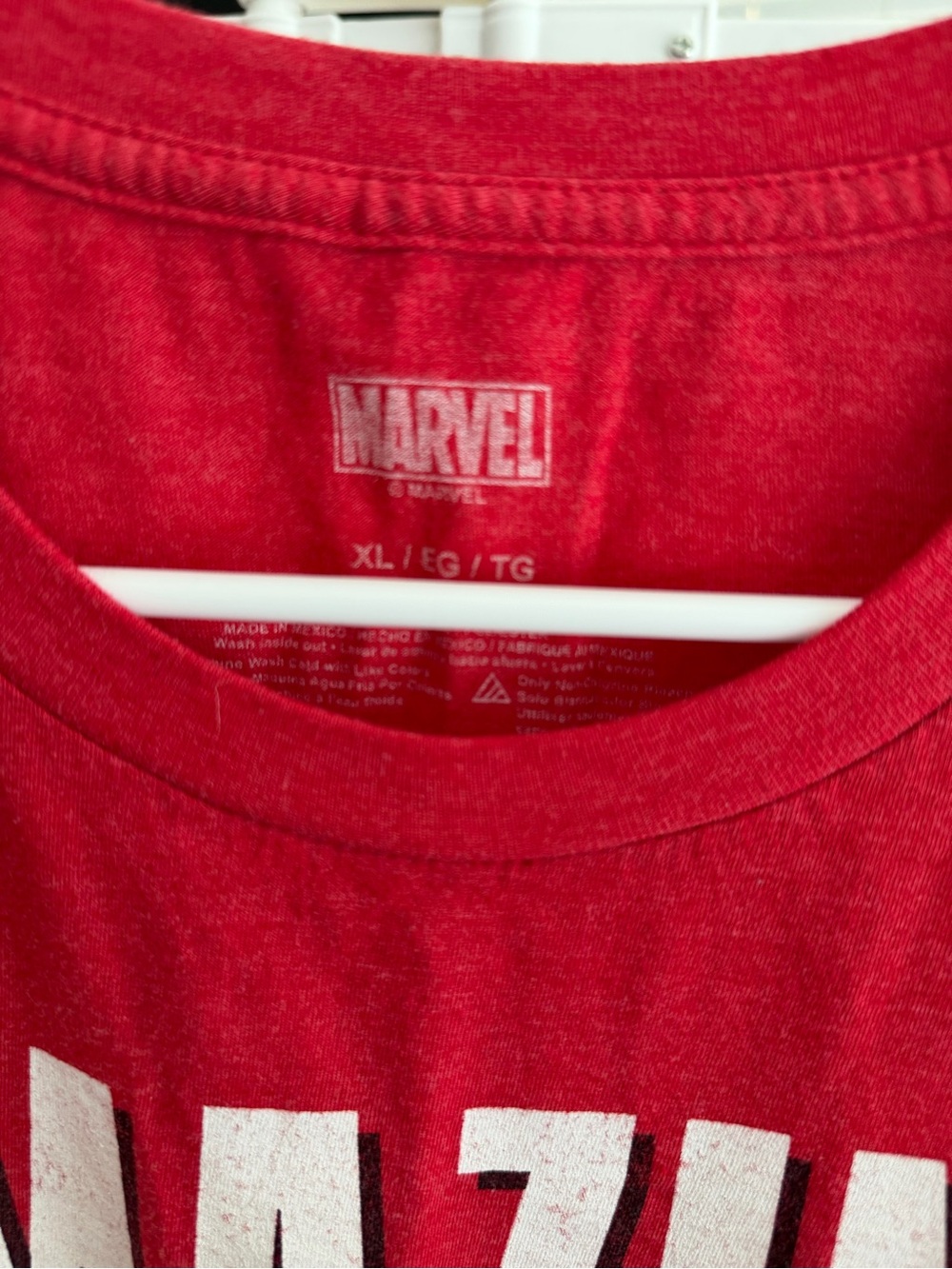 Marvel Men Red Amazing Spider-Man Short Sleeve Graphic Tee Shirt X-Large - Picture 3 of 3